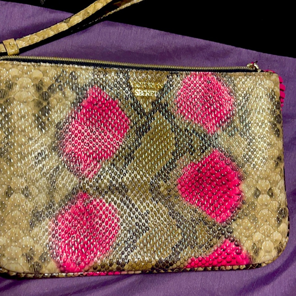Wristlet